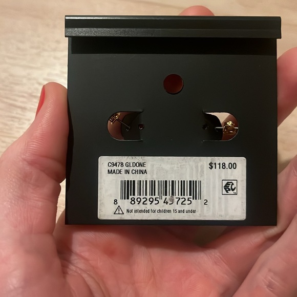 Coach medium hoop earrings - Picture 2 of 3